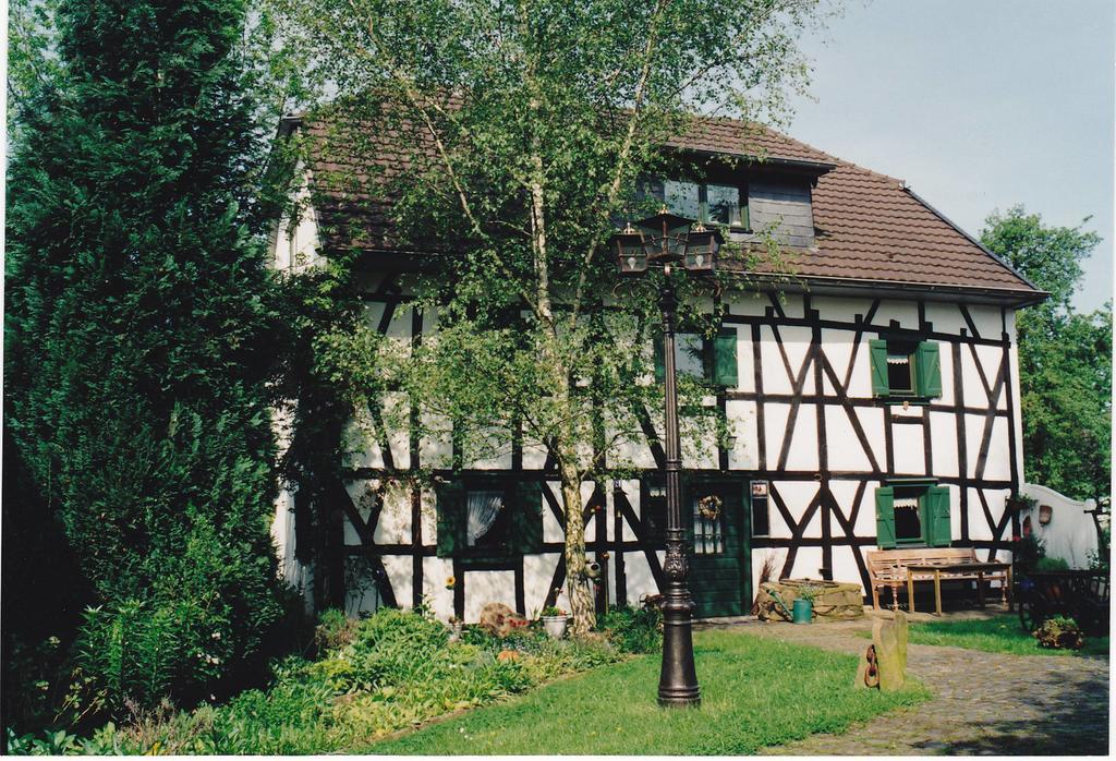 Historisches Haus Unkelbach Apartment Irlenborn